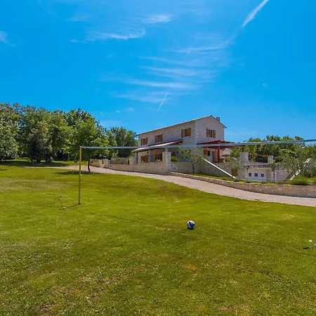 Veronika Holiday home Pula