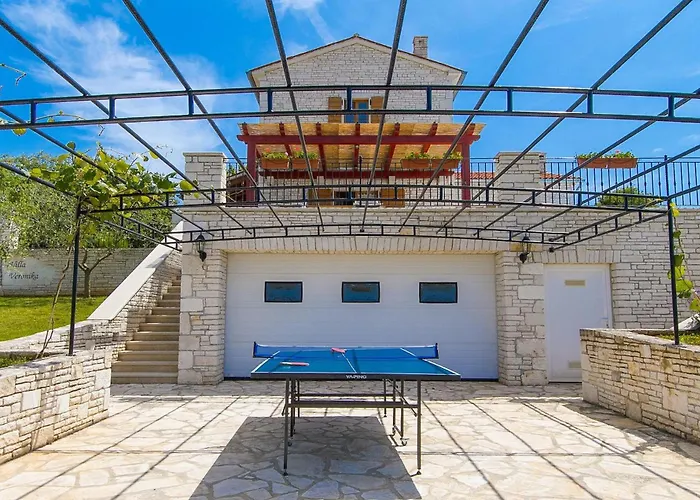 Veronika בית נופש פולה