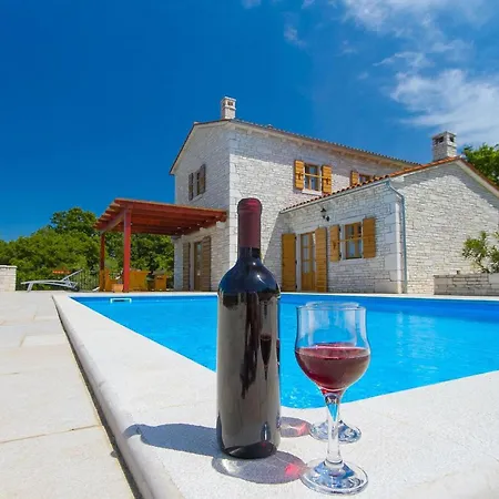 Сasa de vacaciones Veronika Pula